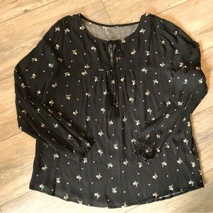 Womens Top Black With Flowers